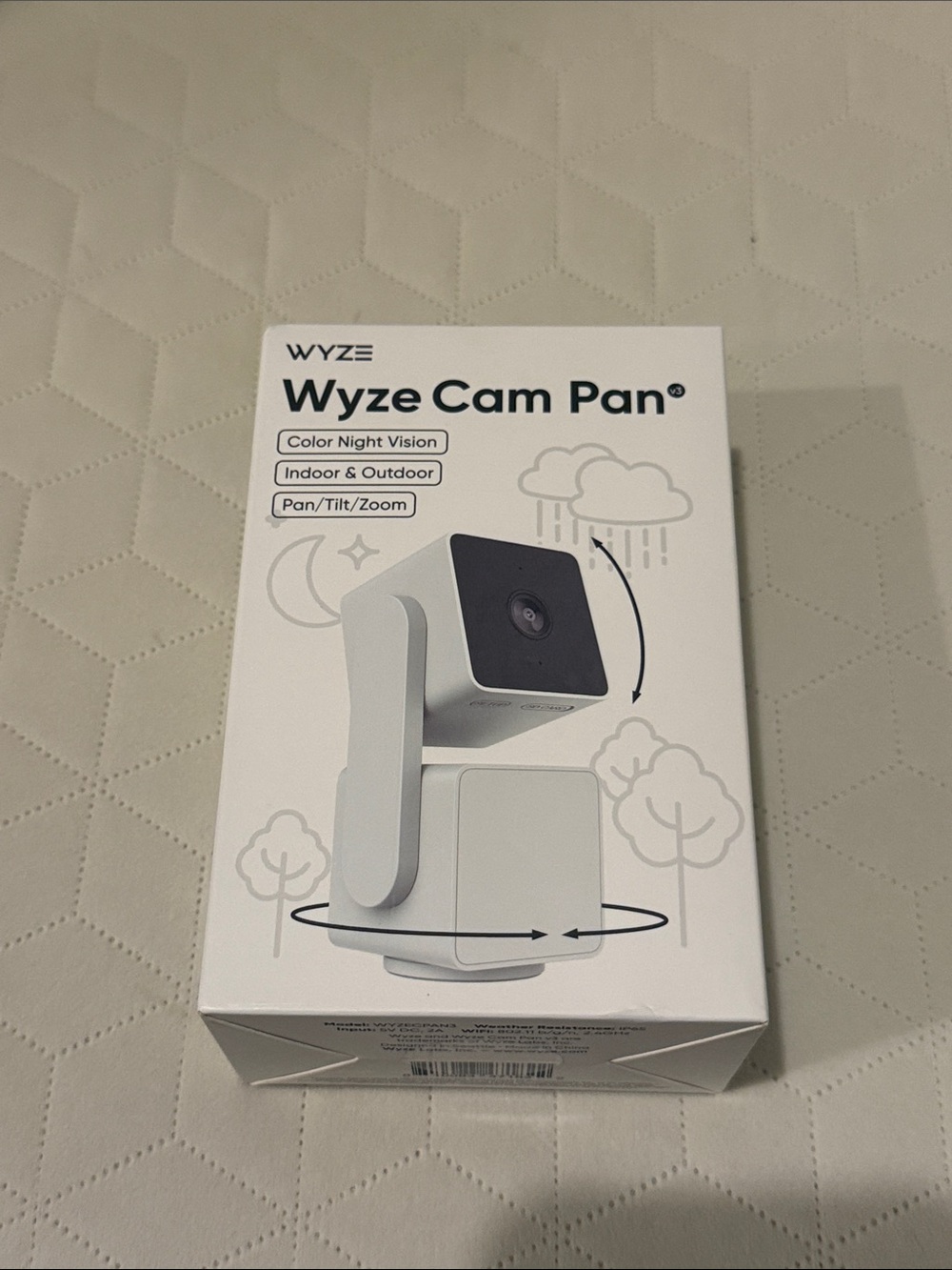 Wyze Wyze Cam Pan in White with Black Lens Face